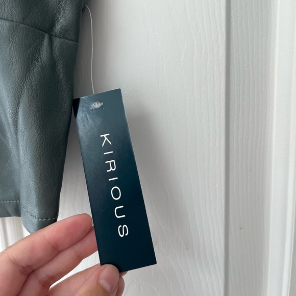 NWT Kirious Faux Leather Cropped Tank Top M - Picture 6 of 13